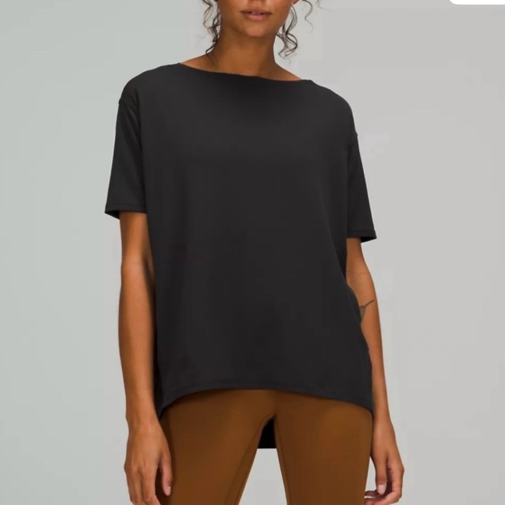 lululemon athletica Back In Action Short Sleeve Top Black